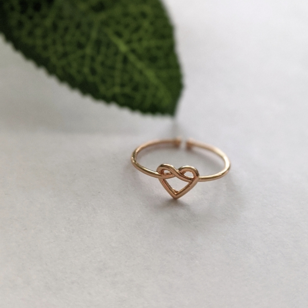 Rose Gold Dainty Heart Knot Ring